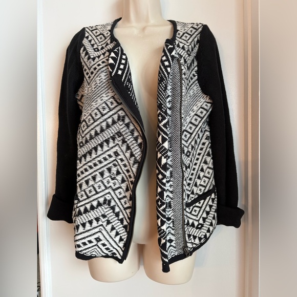Lucky Brand Black and White Geometric Patterned Jacket Cardigan Sweater - Picture 2 of 7